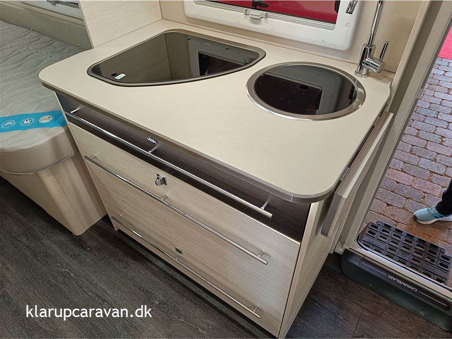 Caravelair Artica 492